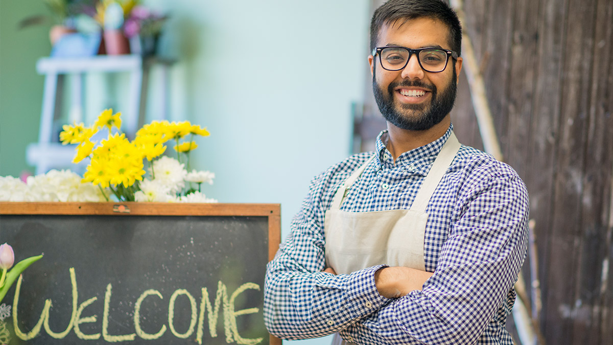 Client 17. консультант в магазине одежды. привлечение клиентов в бизнес. бизнес консультант. консультация it директора.